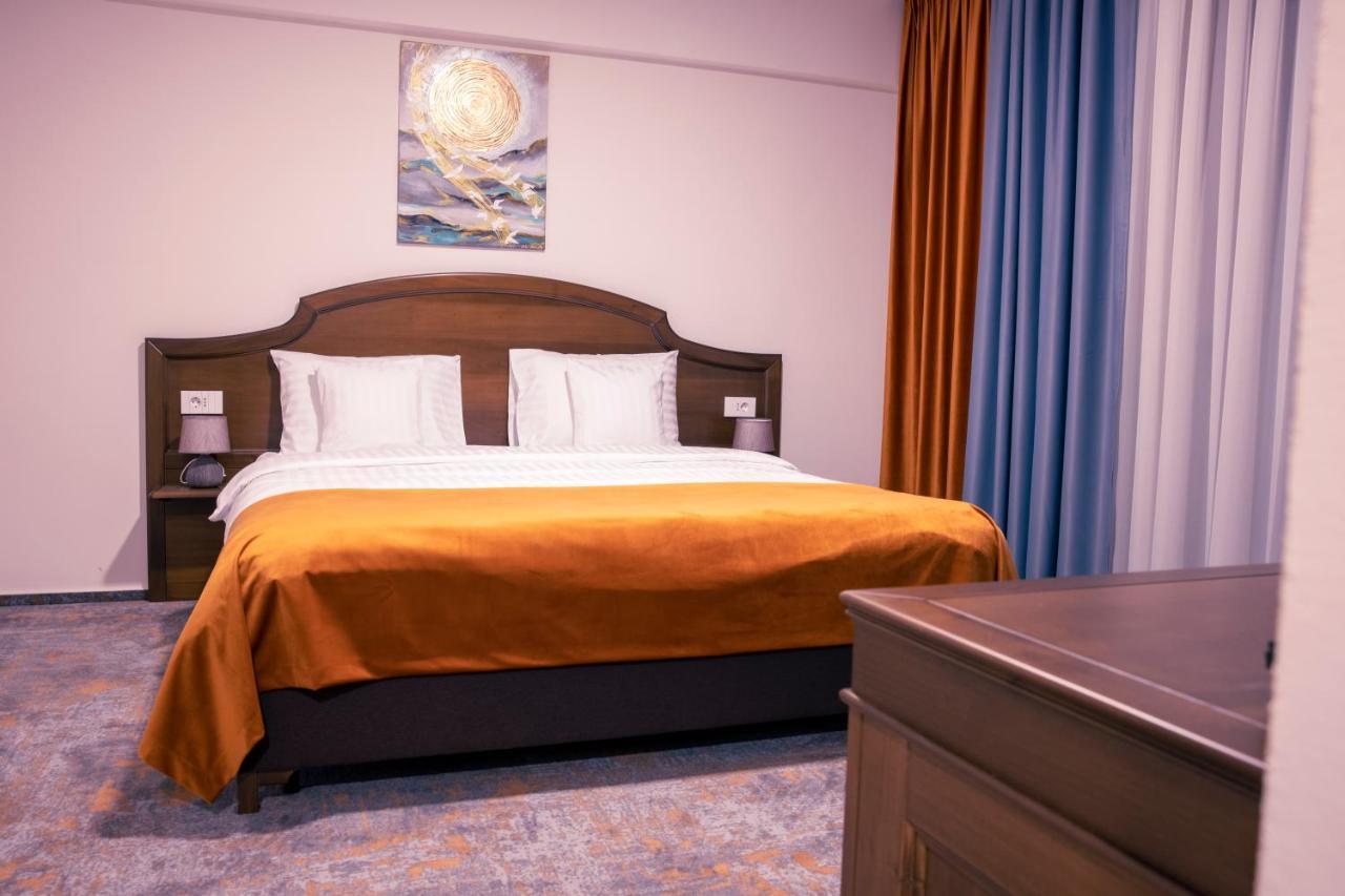 Hotel Aura Unirii ألبا يوليا المظهر الخارجي الصورة